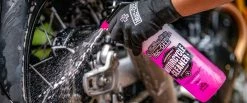 Muc-Off Nano Tech Bike Cleaner, 1000ml 7 Muc-Off Nano Tech Bike Cleaner, 1000ml -Pas Cher Rengøringsprodukter Magasin muc off shampoo 1